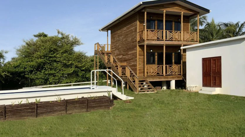 Building-Front-Re-Done-by-Sabrina