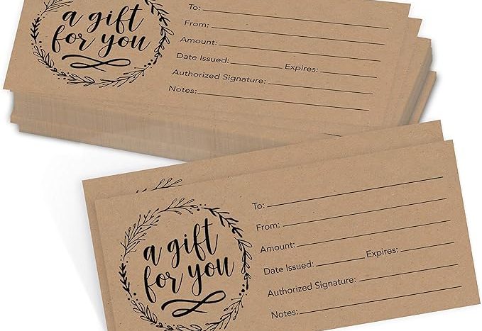 Christmas-Minimal-Gift-03-1-679x467